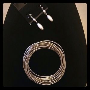 ❤ Silver Earring and Bracelet Bundle ❤